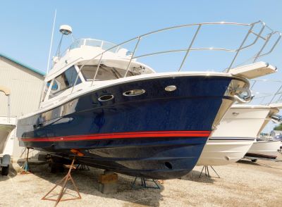 2019 Cutwater C-30 CB LE