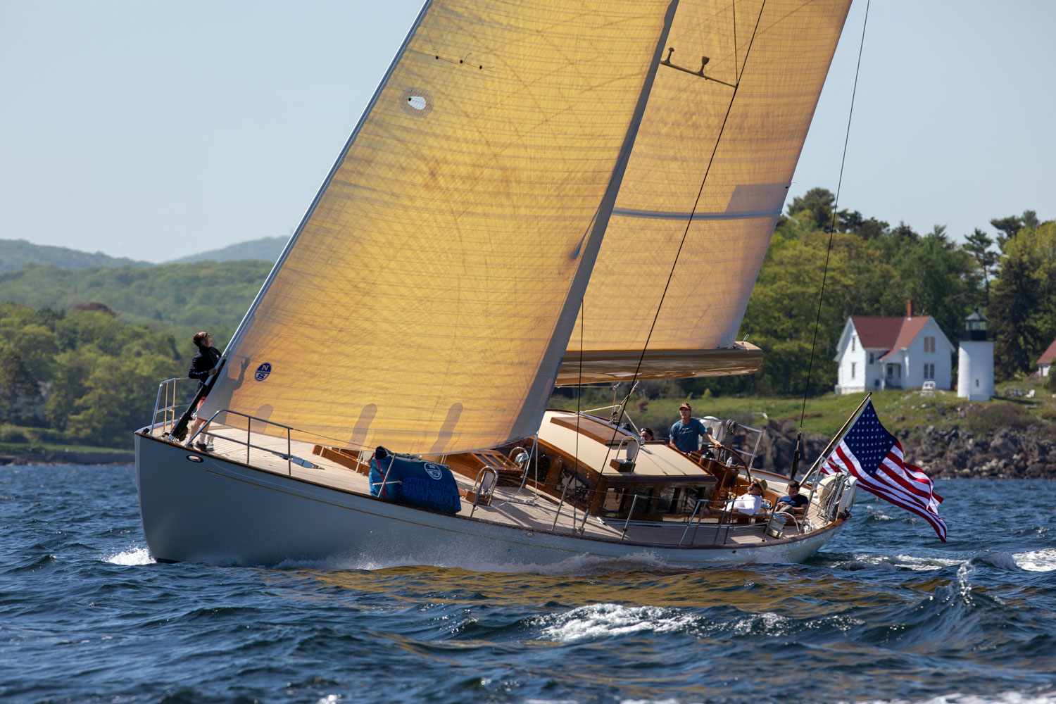 Sailing vessel Anna under sail